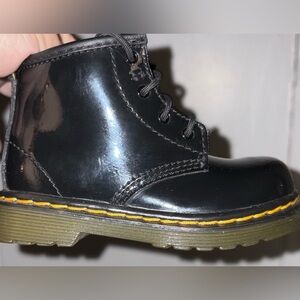 Dr.Martens INFANT 1460 PATENT LEATHER LACE UP BOOTS